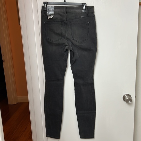 INC skinny Jeans, washed Black, Mid Rise, Regular Fit, size 2, NWT - Picture 5 of 10